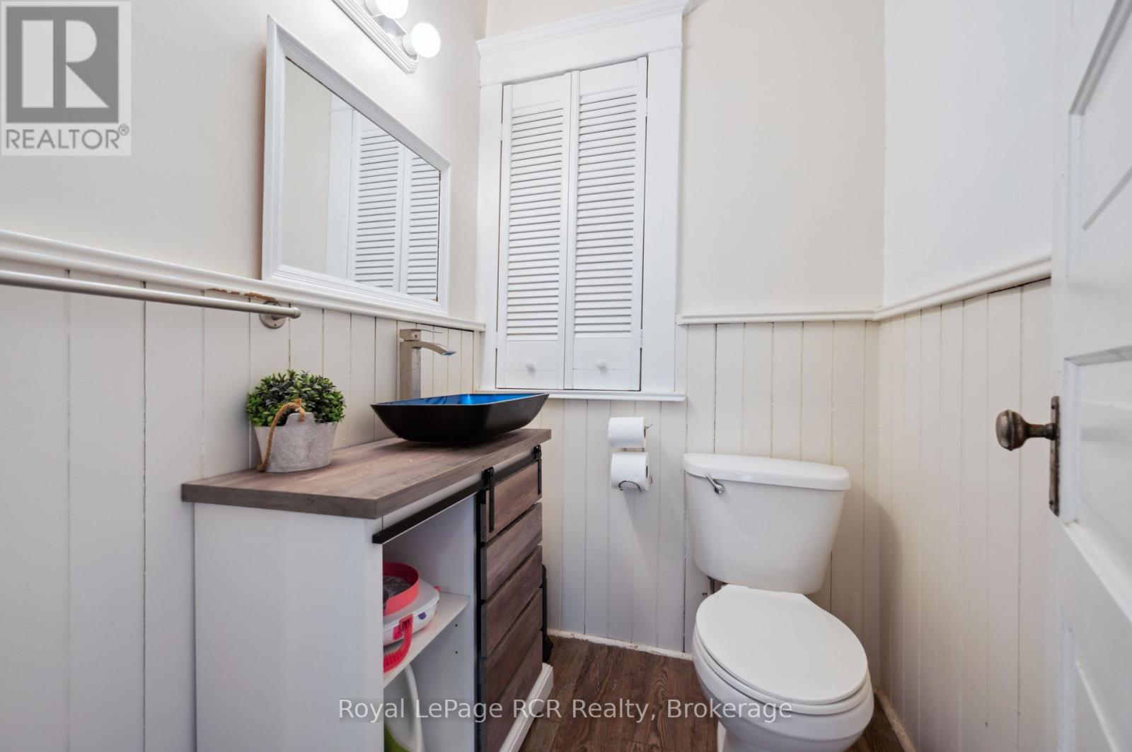 308 Fergus Street, Wellington North, Ontario  N0G 2L2 - Photo 32 - X12195239