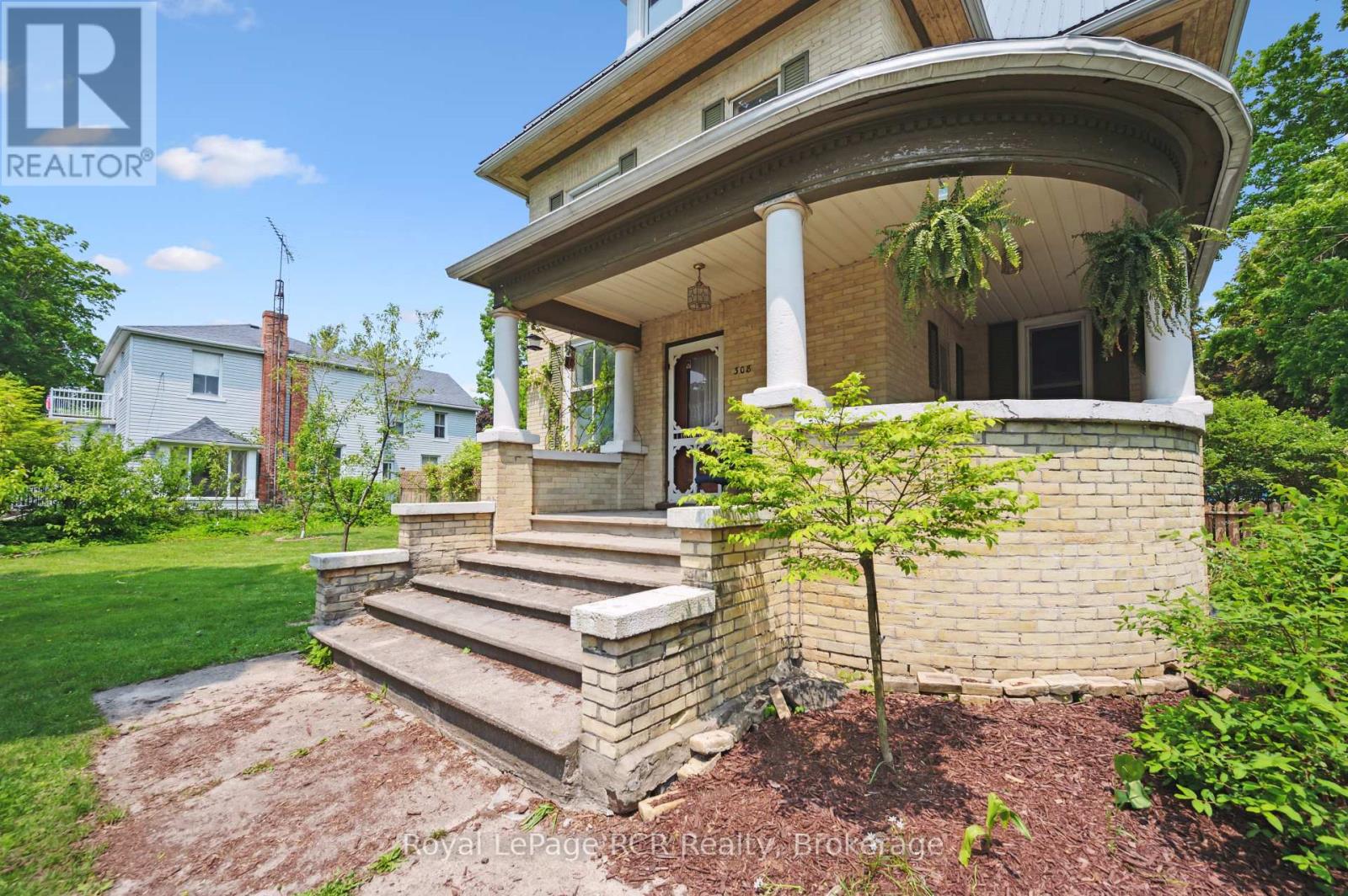308 Fergus Street, Wellington North, Ontario  N0G 2L2 - Photo 6 - X12195239