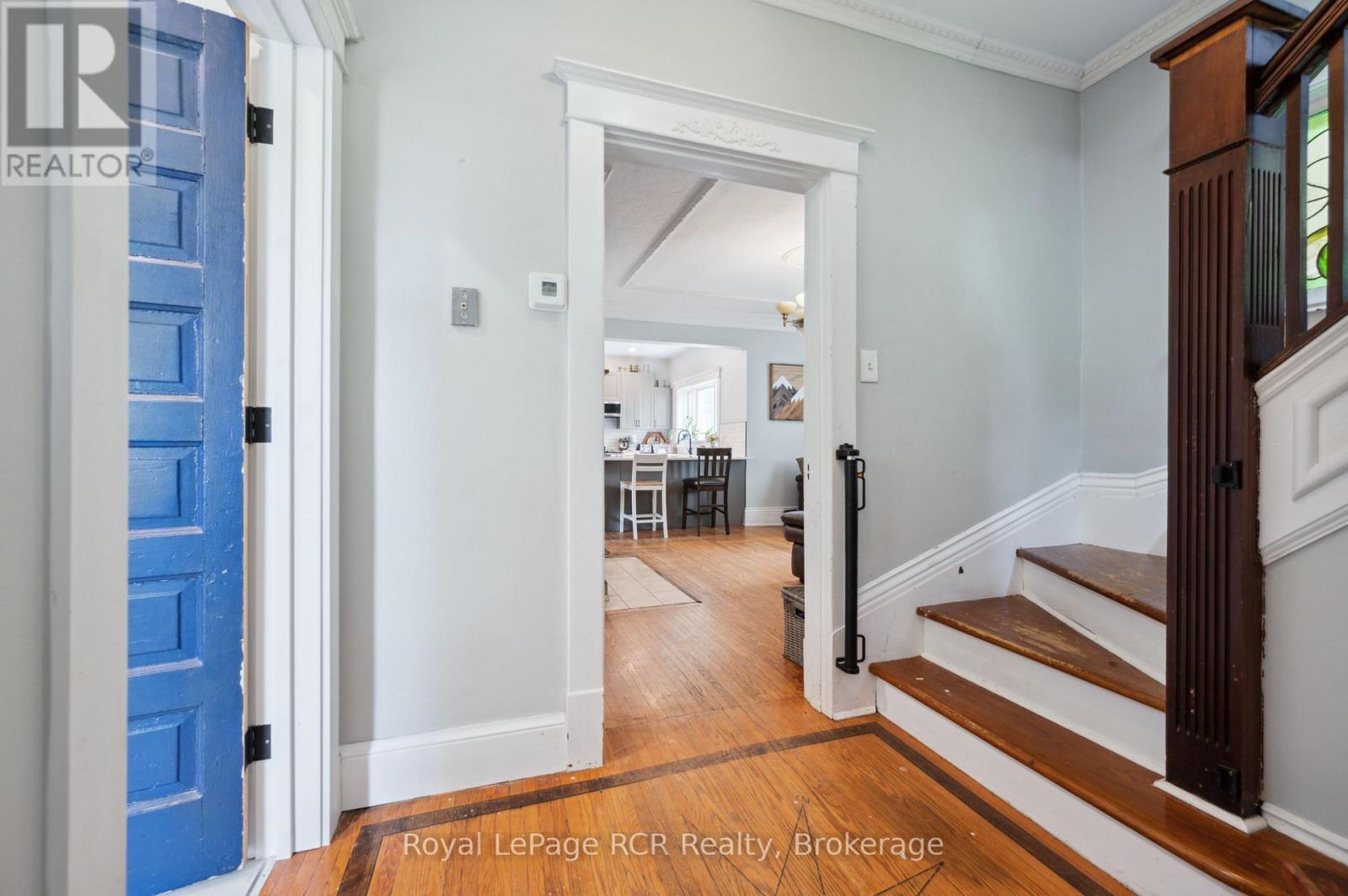 308 Fergus Street, Wellington North (Mount Forest), Ontario  N0G 2L2 - Photo 9 - X12195239