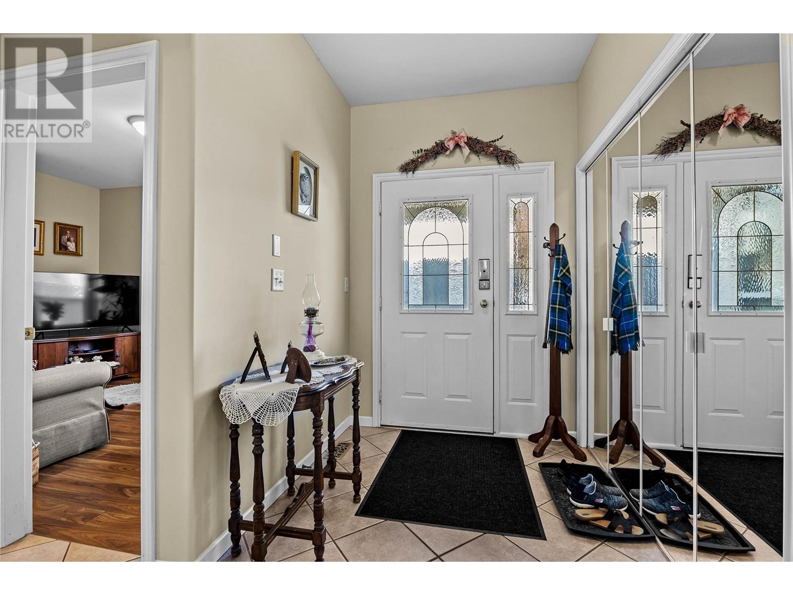 650 Harrington Road Unit# 46, Kamloops, British Columbia  V2B 6T7 - Photo 3 - 10342956