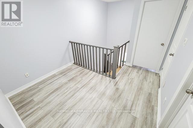77 Highgate Drive, Hamilton, Ontario  L8J 0C2 - Photo 25 - X12194976