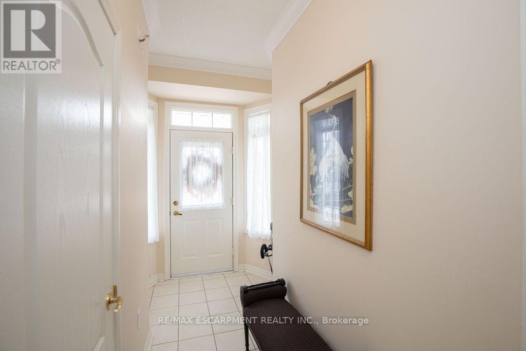 13 - 91 Silverbirch Boulevard, Hamilton (Villages Of Glancaster), Ontario  L0R 1W0 - Photo 6 - X12195121