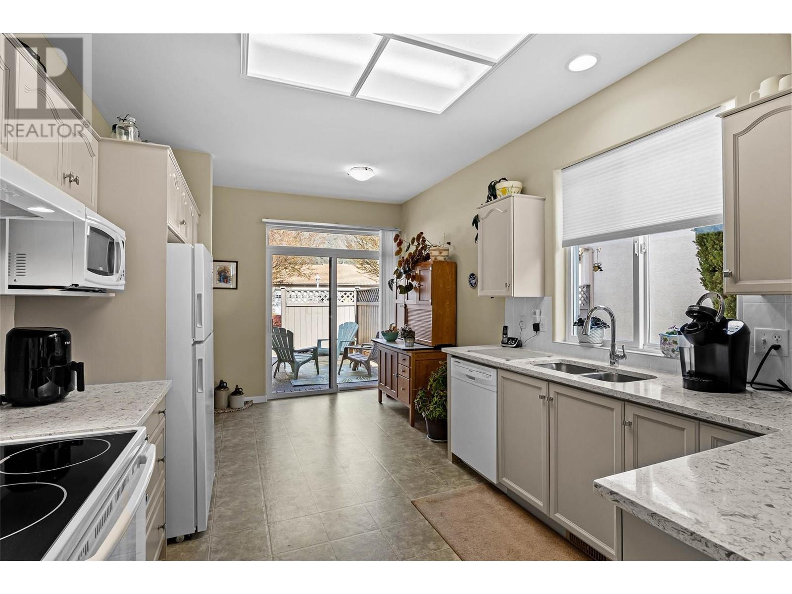 650 Harrington Road Unit# 46, Kamloops, British Columbia  V2B 6T7 - Photo 11 - 10342956