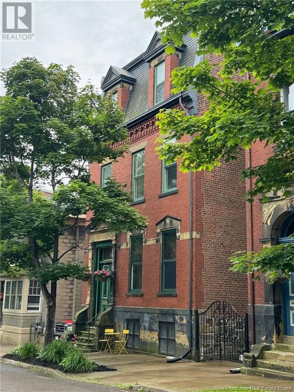 16 Queen Sq S, Saint John, New Brunswick