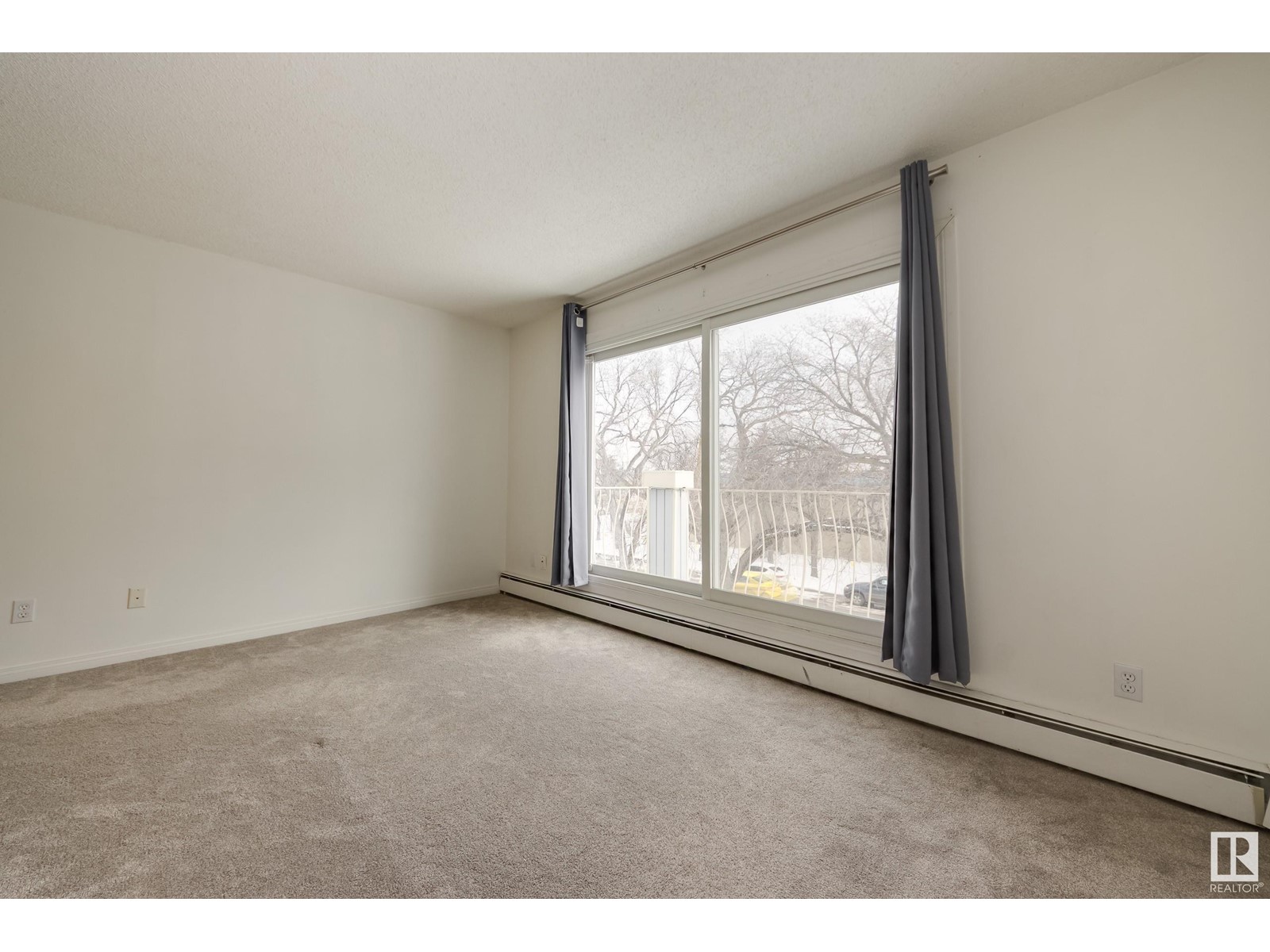 #11 10324 119 St Nw, Edmonton, Alberta  T5K 1Z6 - Photo 11 - E4440252