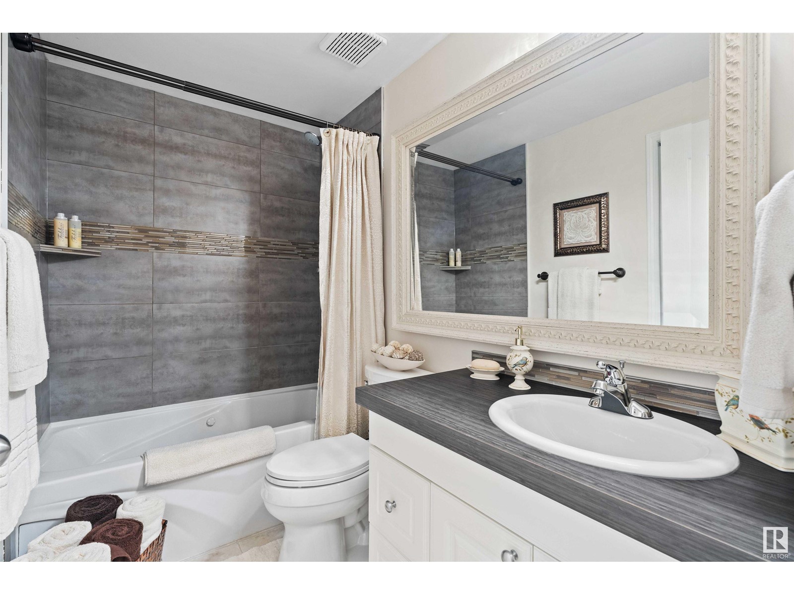 22 Prestige Pt Nw, Edmonton, Alberta  T6M 2T3 - Photo 23 - E4440253
