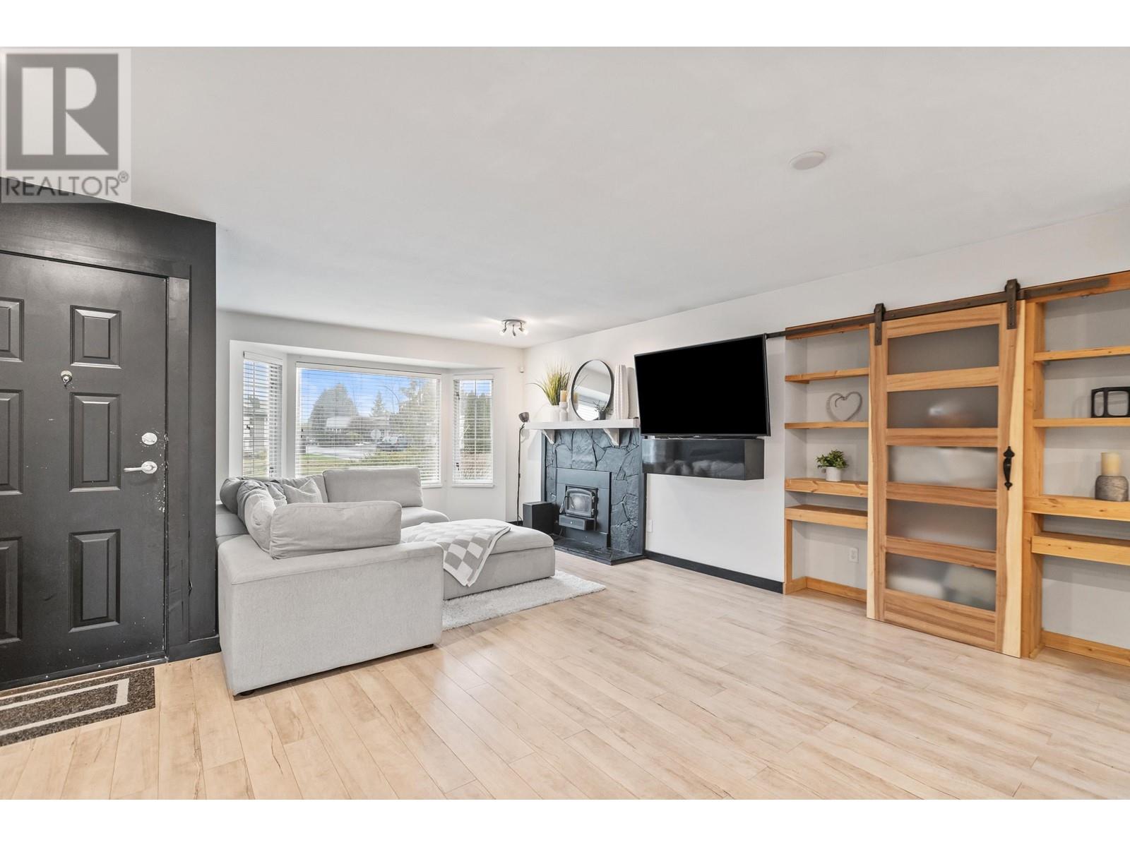Property at 11750 GLENHURST STREET image 4