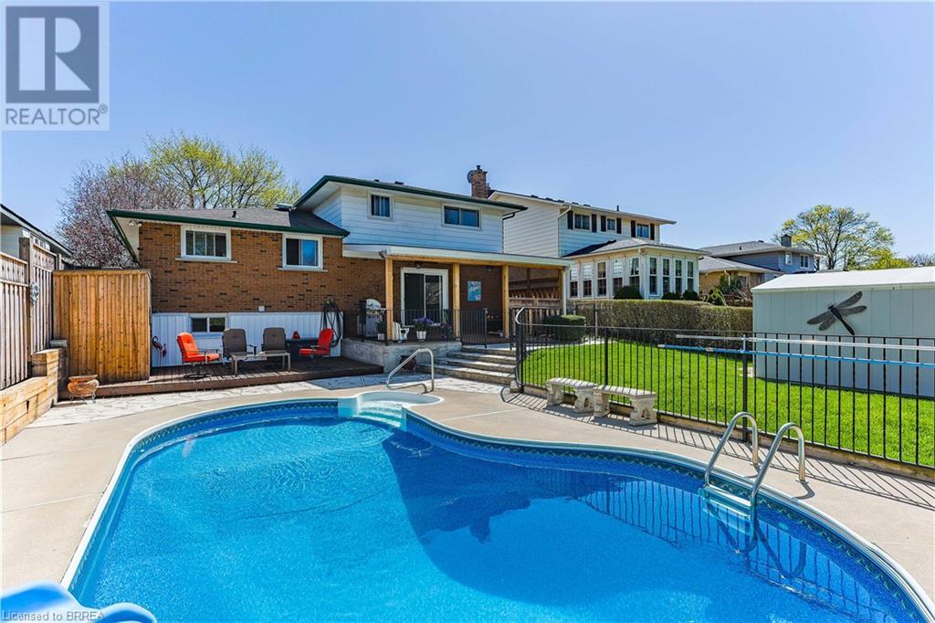 7 CRESTLYNN Crescent, simcoe, Ontario