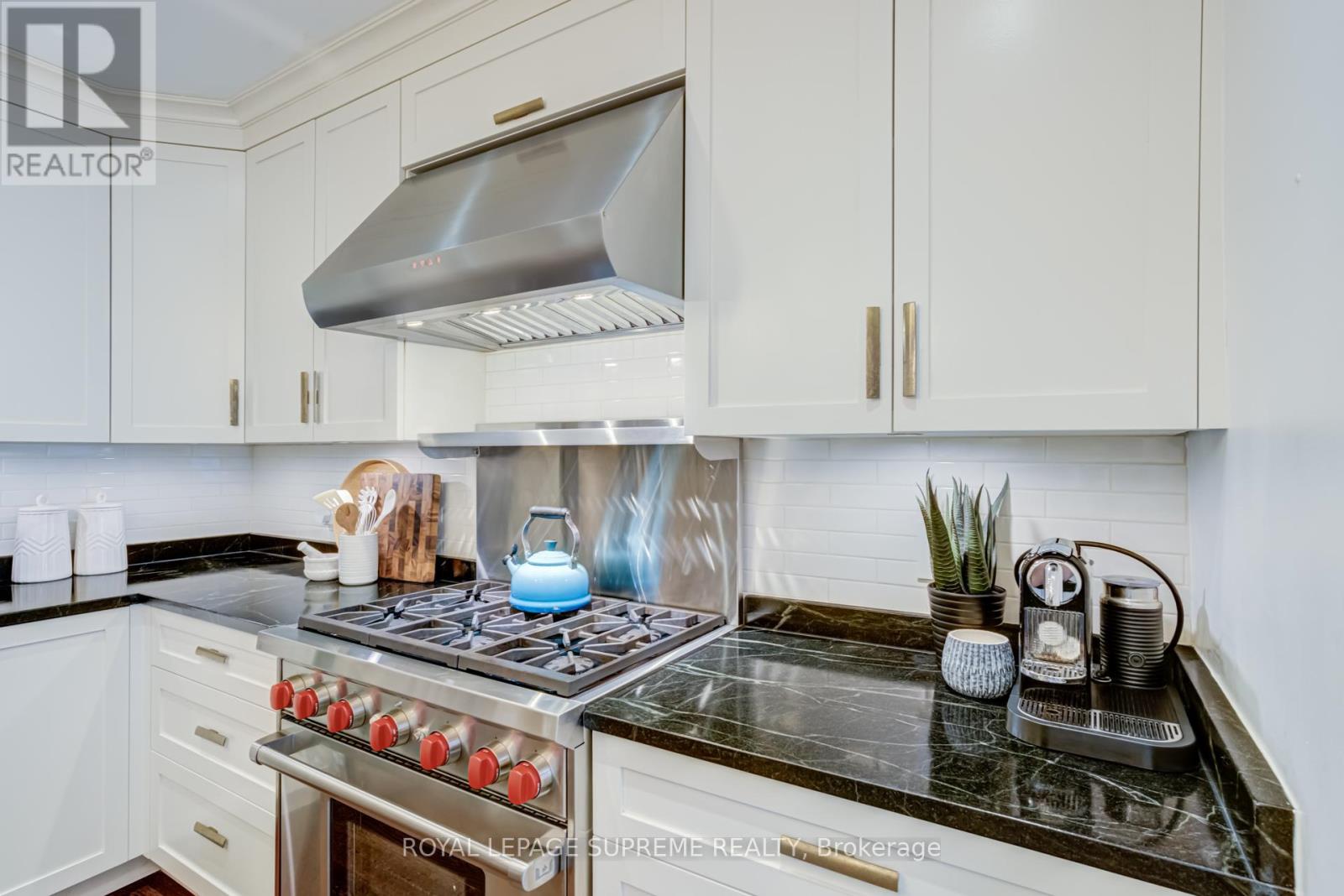 36 Walpole Avenue, Toronto (Greenwood-Coxwell), Ontario  M4L 2H9 - Photo 15 - E12194942
