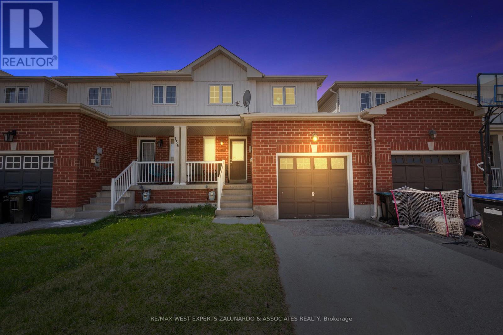 156 Stonemount Crescent, Essa, Ontario  L0M 1B4 - Photo 2 - N12145211