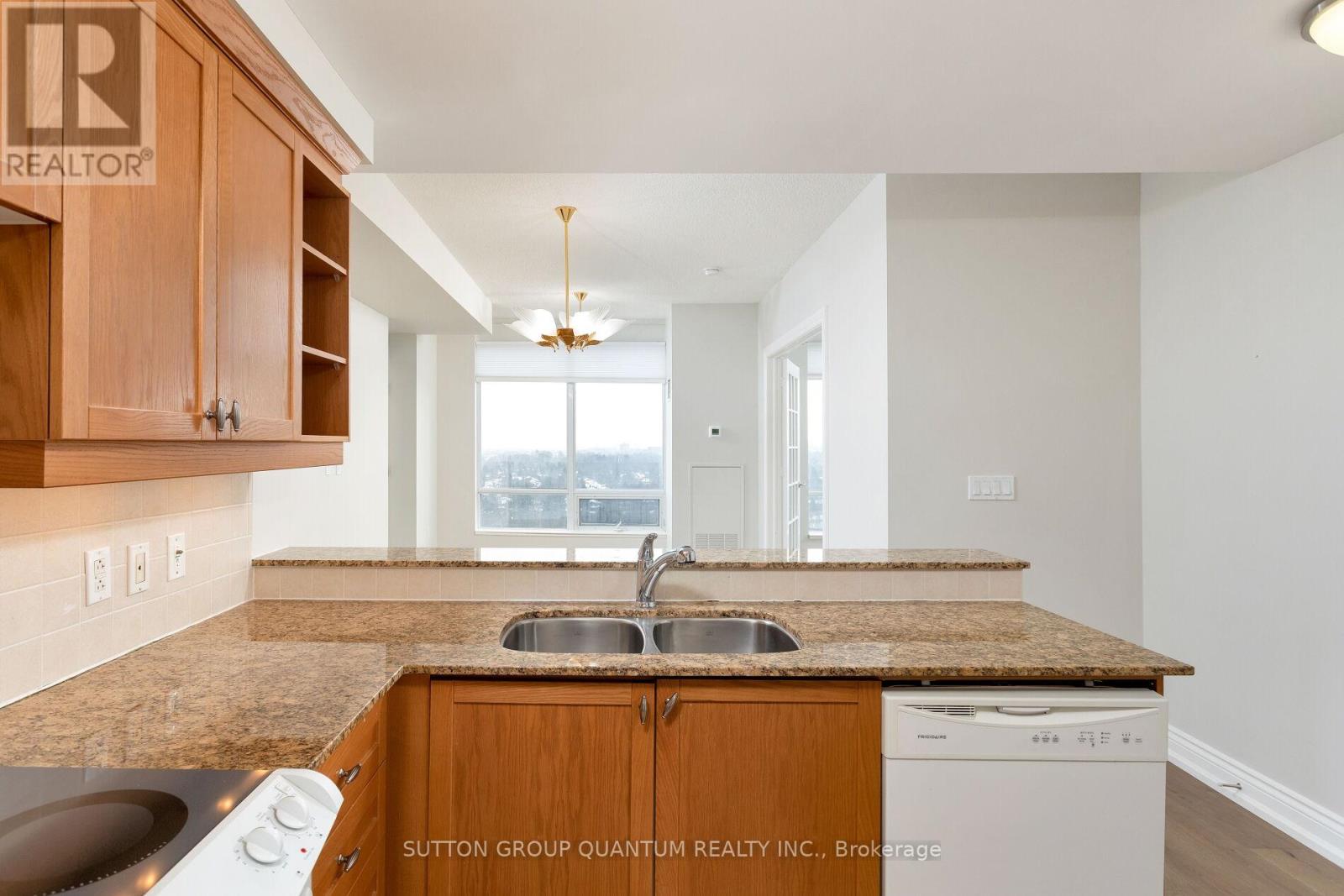 1607 - 1665 The Collegeway, Mississauga, Ontario  L5L 0A9 - Photo 7 - W12181546