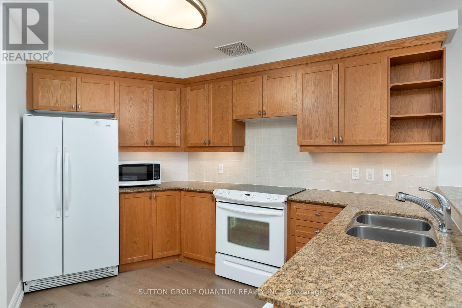 1607 - 1665 The Collegeway, Mississauga, Ontario  L5L 0A9 - Photo 8 - W12181546