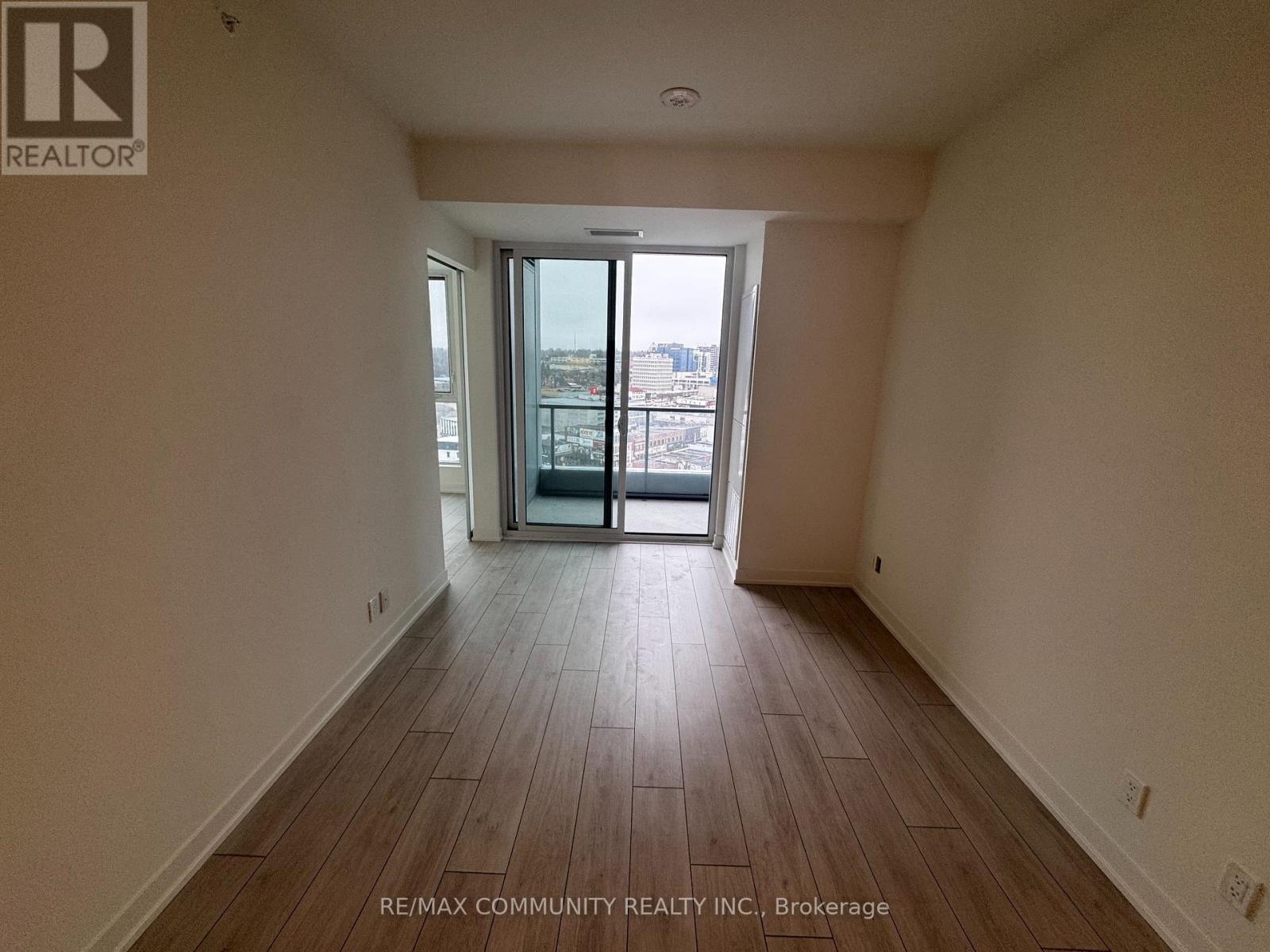 1306 - 39 Mary Street, Barrie (City Centre), Ontario  L4N 1S9 - Photo 27 - S12190885