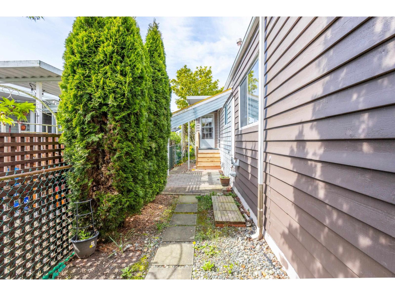 2102 Cumbria Drive, Surrey, British Columbia  V4A 5K3 - Photo 28 - R3010140