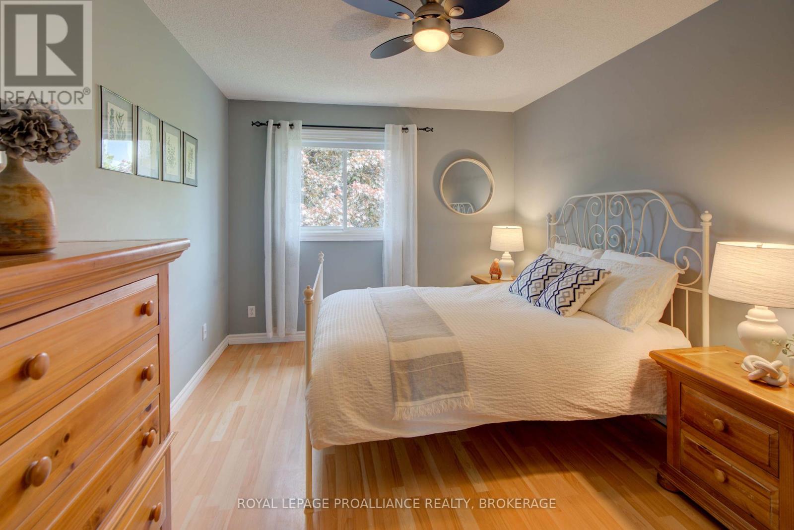 594 Whistler Terrace, Kingston (East Gardiners Rd), Ontario  K7M 8K4 - Photo 25 - X12194797