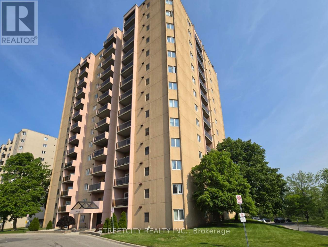 307 - 860 Commissioners Road E, London South (South H), Ontario  N6C 5Y8 - Photo 3 - X11964809