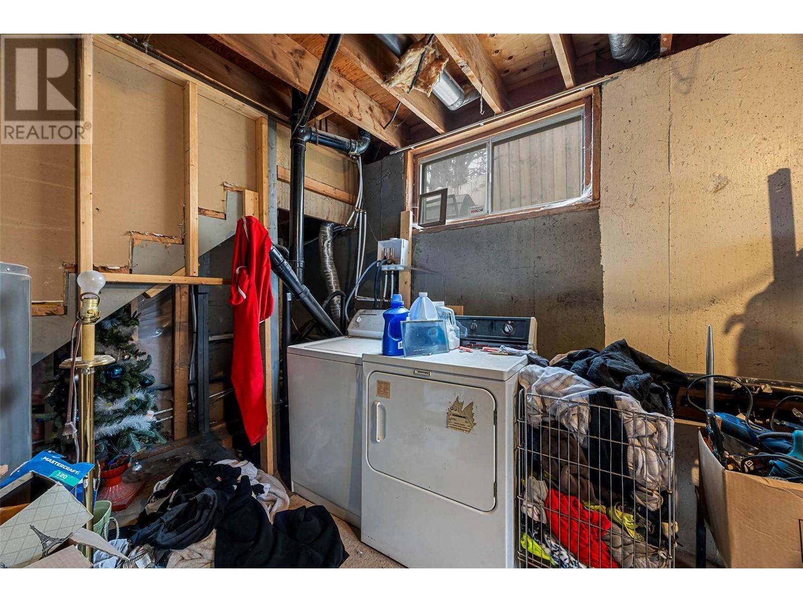 932 Singh Street, Kamloops, British Columbia  V2B 5C8 - Photo 24 - 10350662