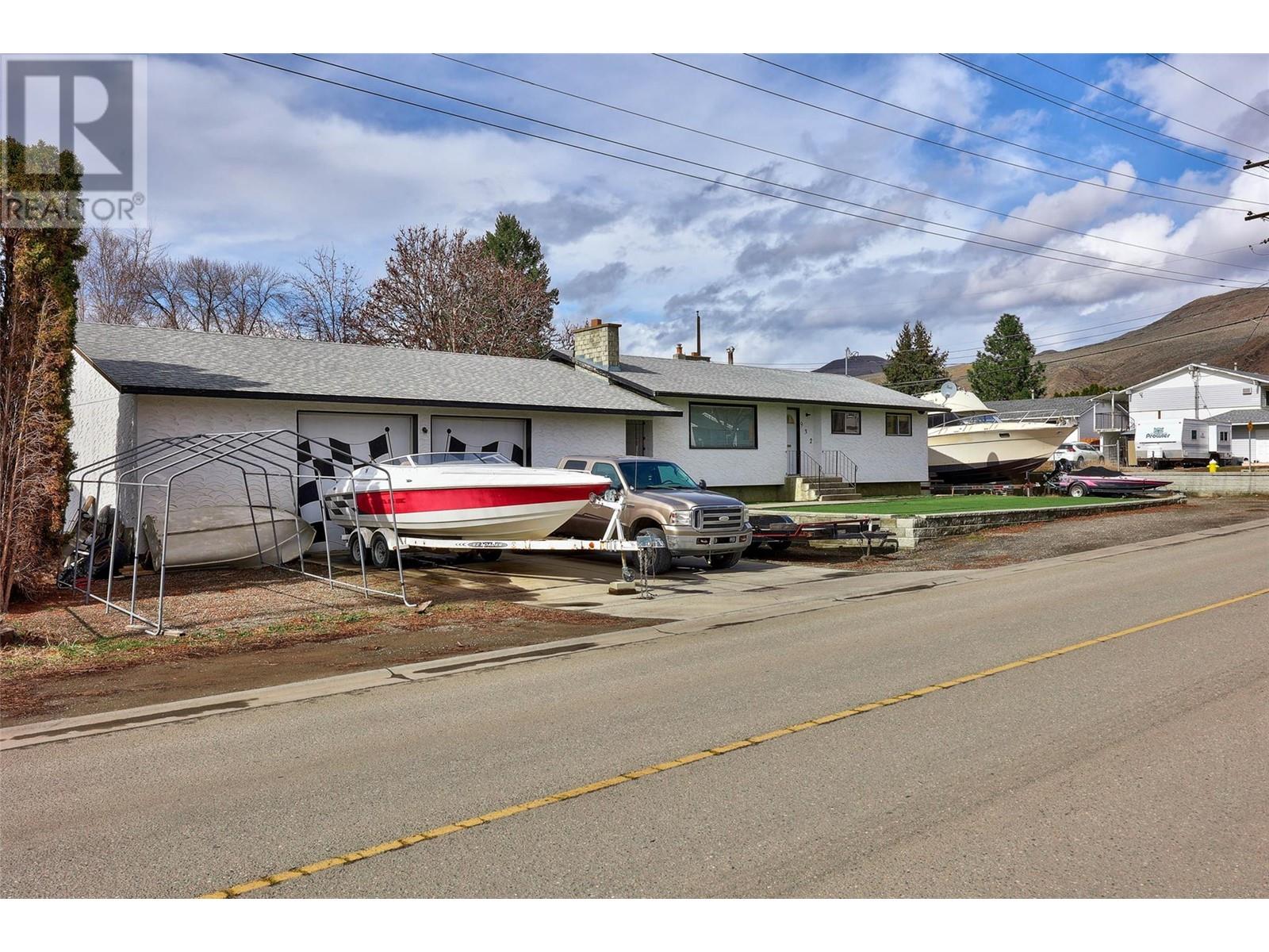 Property at 932 Singh Street image 3