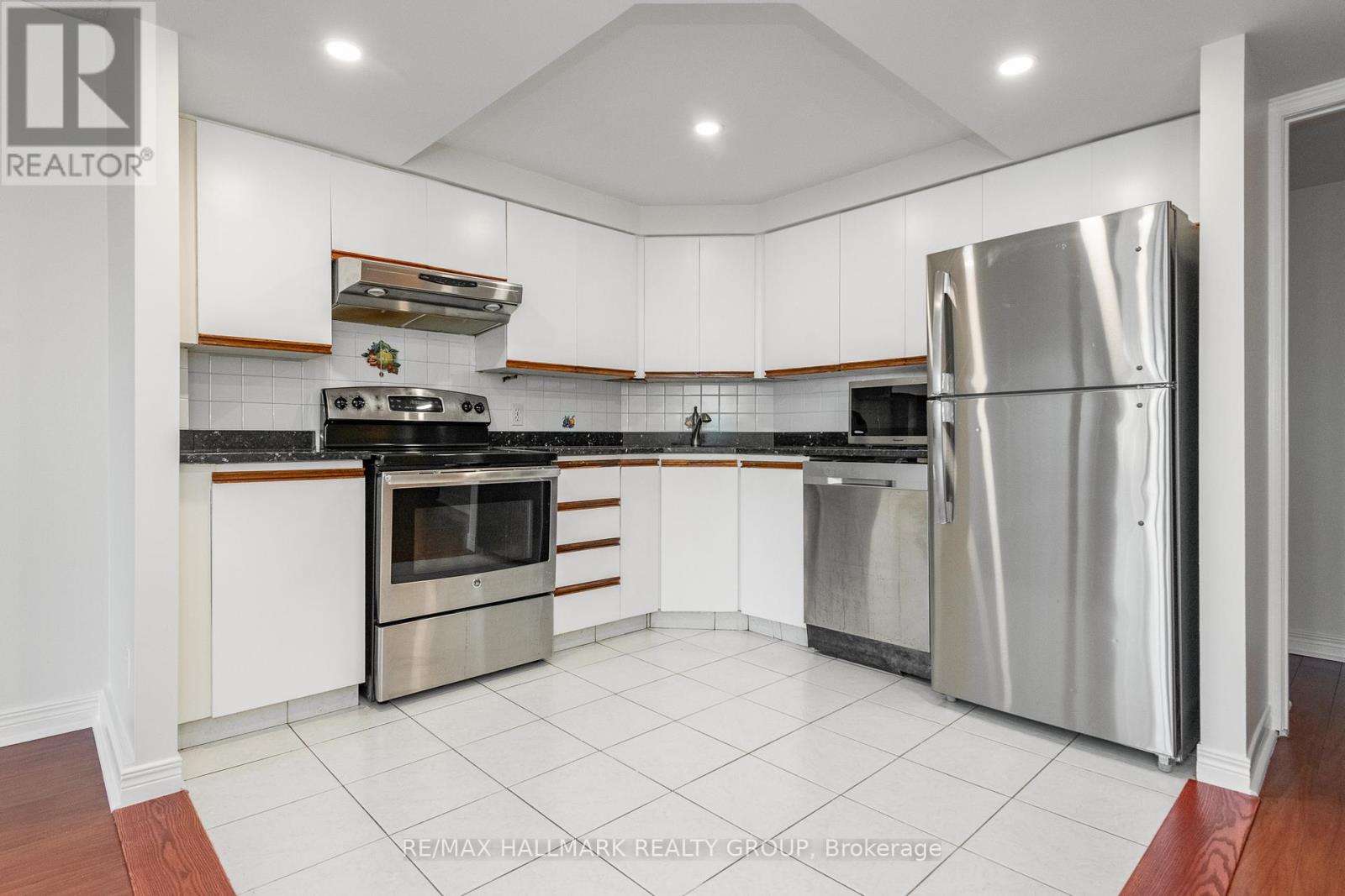 110 - 540 Cambridge Street S, Ottawa, Ontario  K1S 5M7 - Photo 17 - X12195050