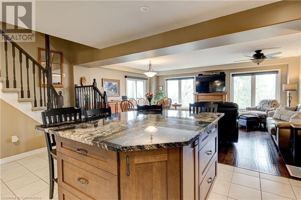 15 Bannister Court Unit# 12, Cambridge, Ontario  N1S 4Z4 - Photo 4 - 40696297
