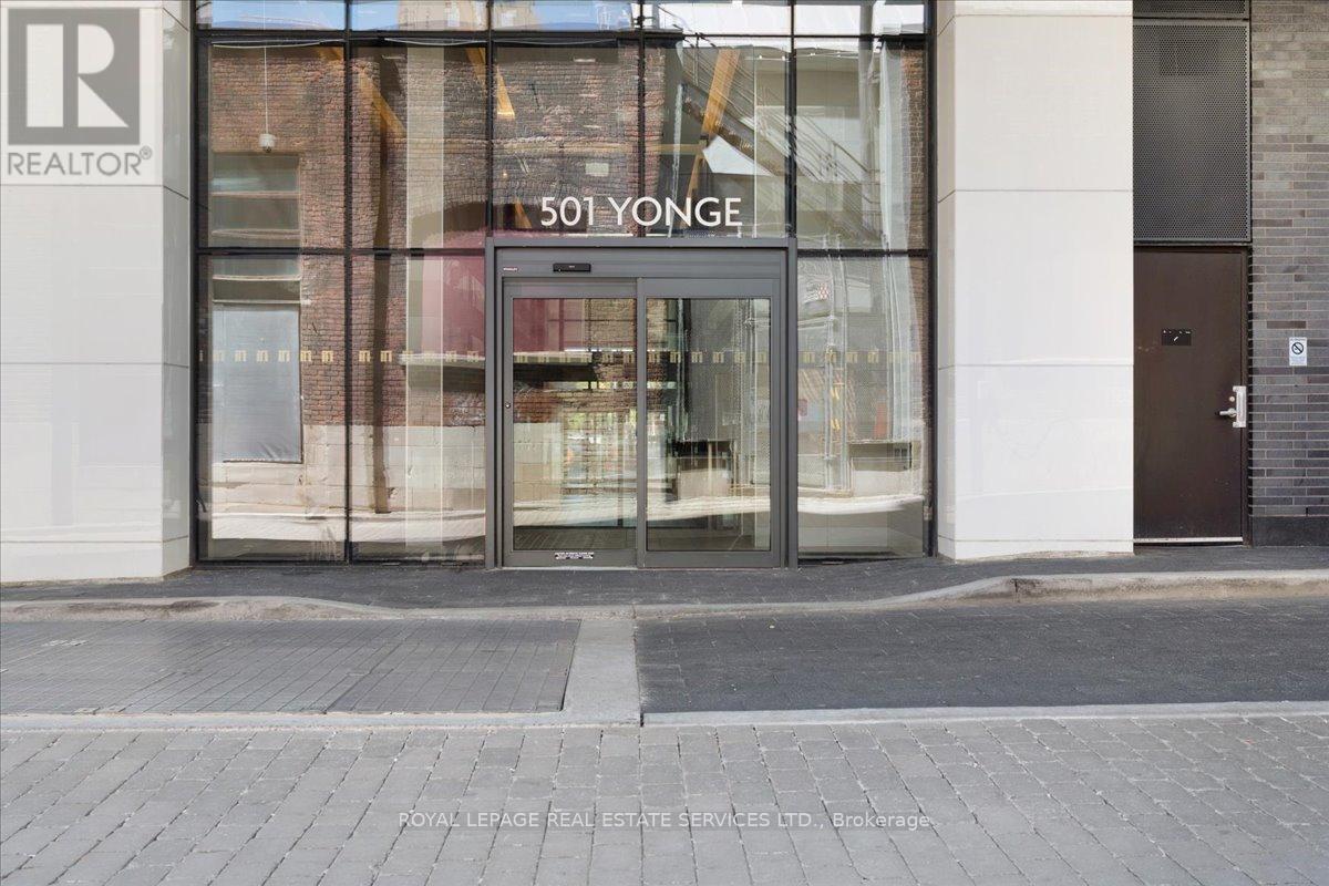 911 - 501 Yonge Street, Toronto (Church-Yonge Corridor), Ontario  M4Y 0G8 - Photo 2 - C12195167