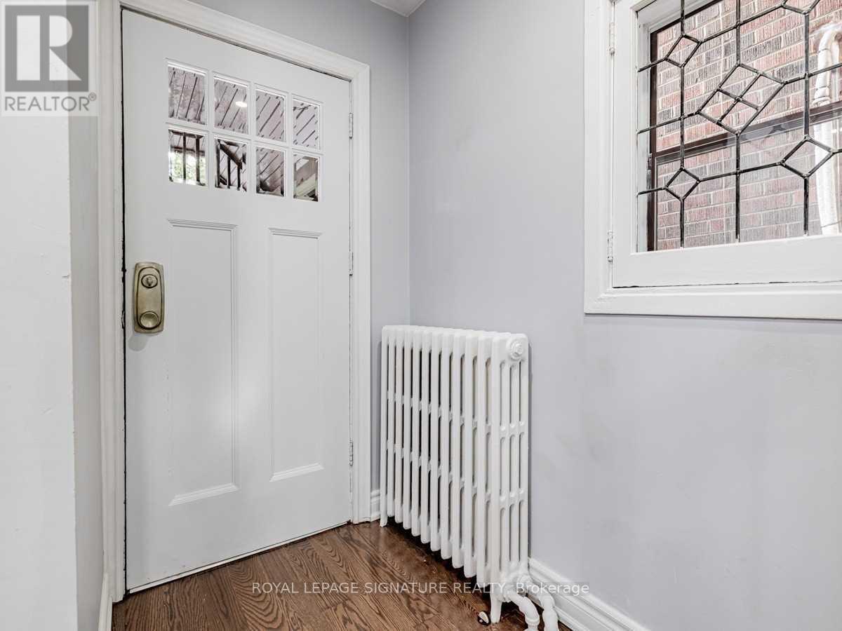 23 Lorindale Avenue, Toronto (Lawrence Park North), Ontario  M5M 3C3 - Photo 3 - C12195231