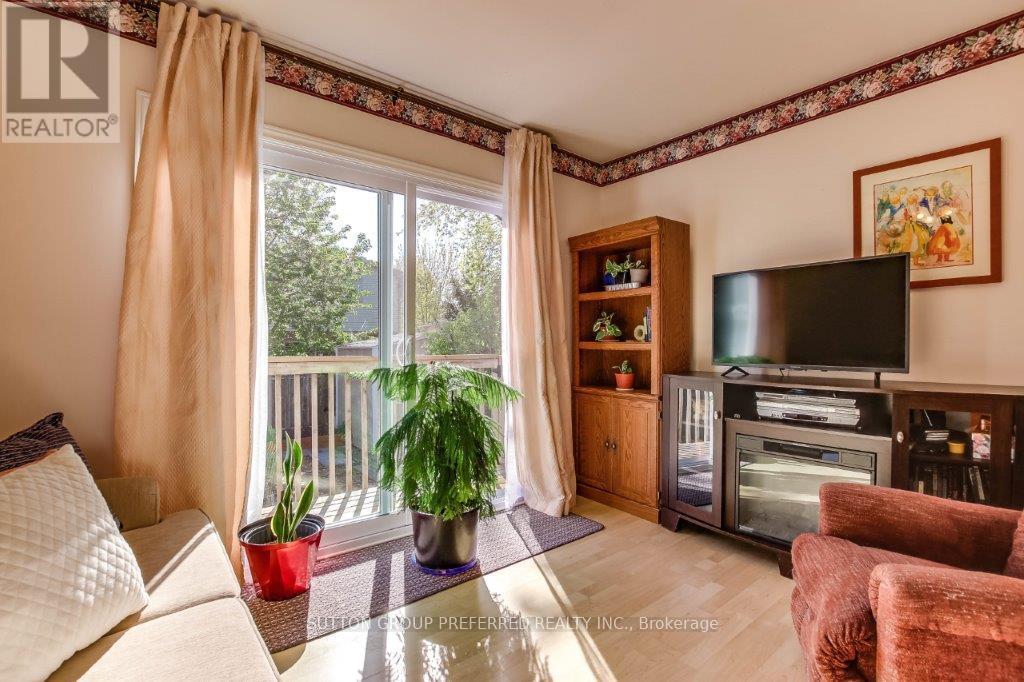 139 Olympic Crescent, London North, Ontario  N6G 3P4 - Photo 22 - X12195257