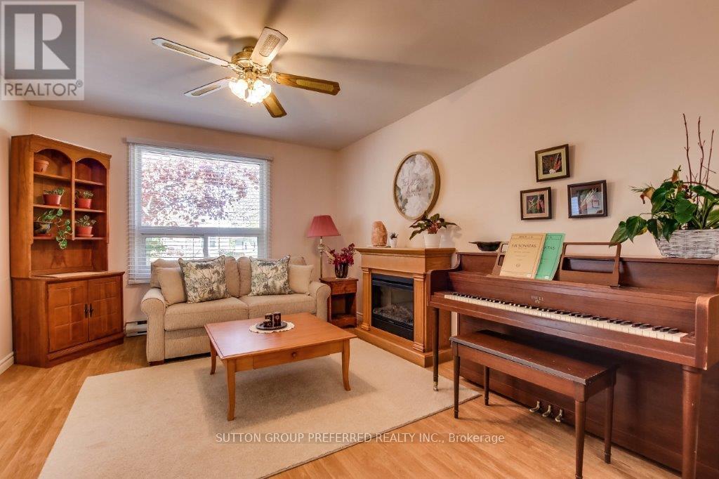 139 Olympic Crescent, London North, Ontario  N6G 3P4 - Photo 7 - X12195257