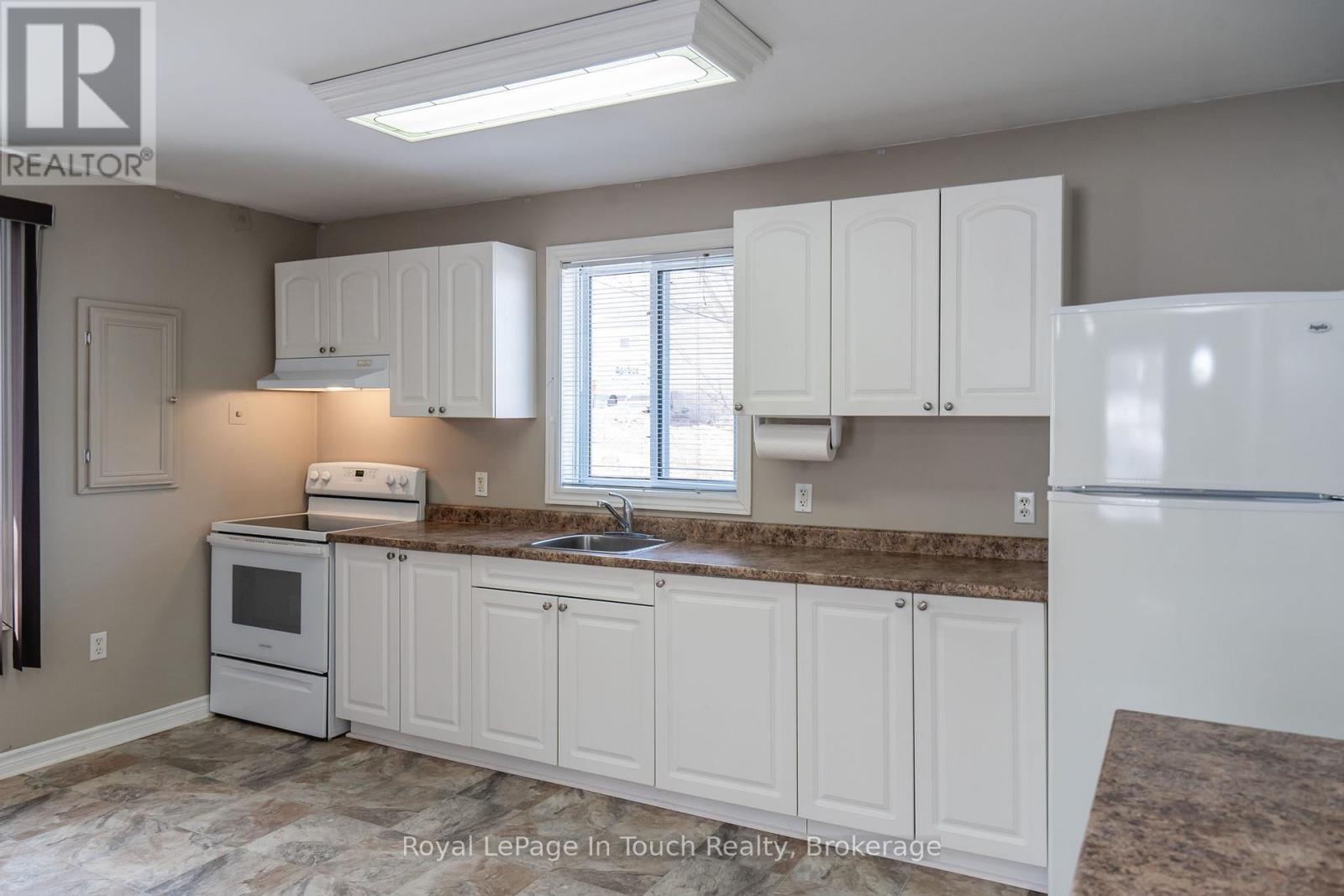 679 Montreal Street, Midland, Ontario  L4R 1G5 - Photo 12 - S12028300