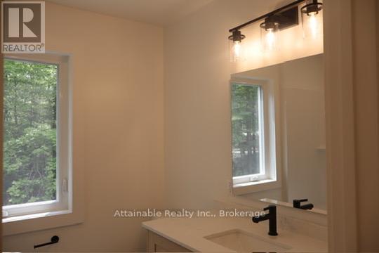 24 Collins Court, Huntsville, Ontario  P0B 1M0 - Photo 35 - X12194781