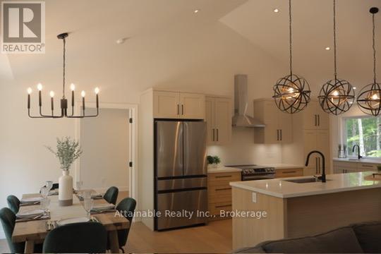 24 Collins Court, Huntsville, Ontario  P0B 1M0 - Photo 39 - X12194781