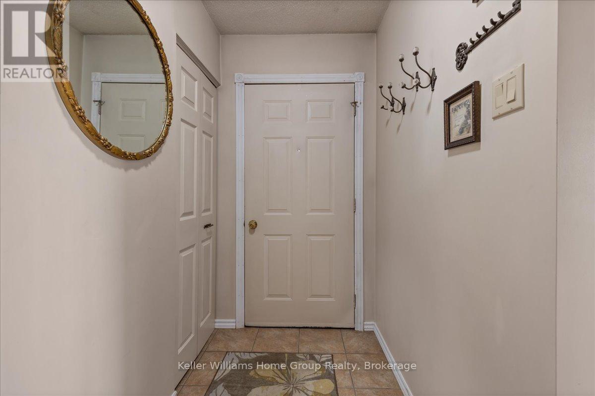 76 Upton Crescent, Guelph, Ontario  N1E 6P5 - Photo 2 - X12194739