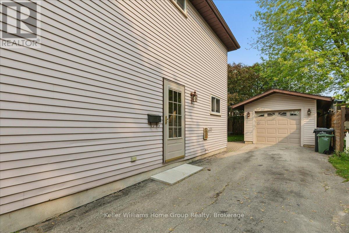 76 Upton Crescent, Guelph, Ontario  N1E 6P5 - Photo 28 - X12194739
