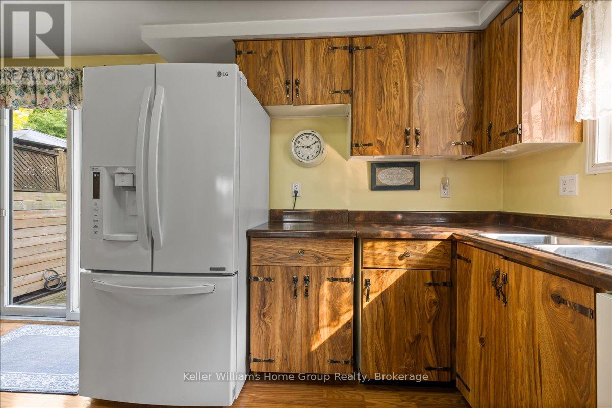76 Upton Crescent, Guelph, Ontario  N1E 6P5 - Photo 7 - X12194739