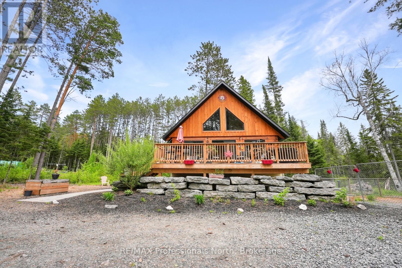 1392 Carroll Road, Dysart Et Al, Ontario  K0M 1S0 - Photo 38 - X12195067