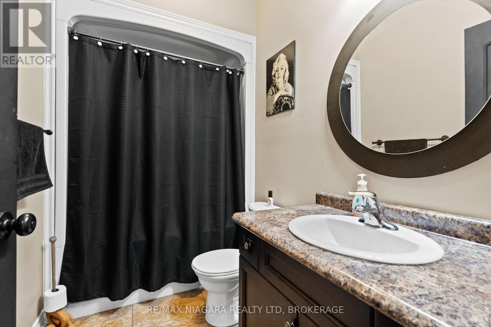 10 Corbin Street, St. Catharines, Ontario  L2P 0C3 - Photo 20 - X12195286