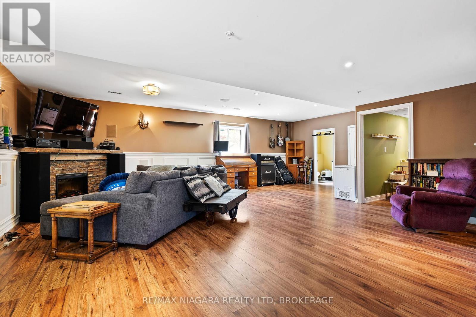 10 Corbin Street, St. Catharines, Ontario  L2P 0C3 - Photo 25 - X12195286