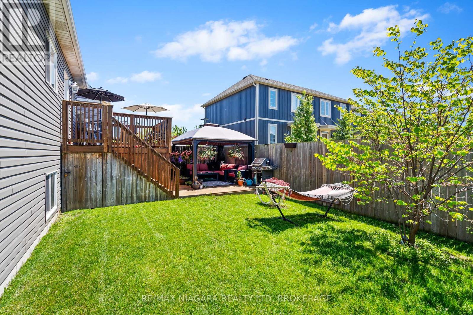 10 Corbin Street, St. Catharines, Ontario  L2P 0C3 - Photo 32 - X12195286