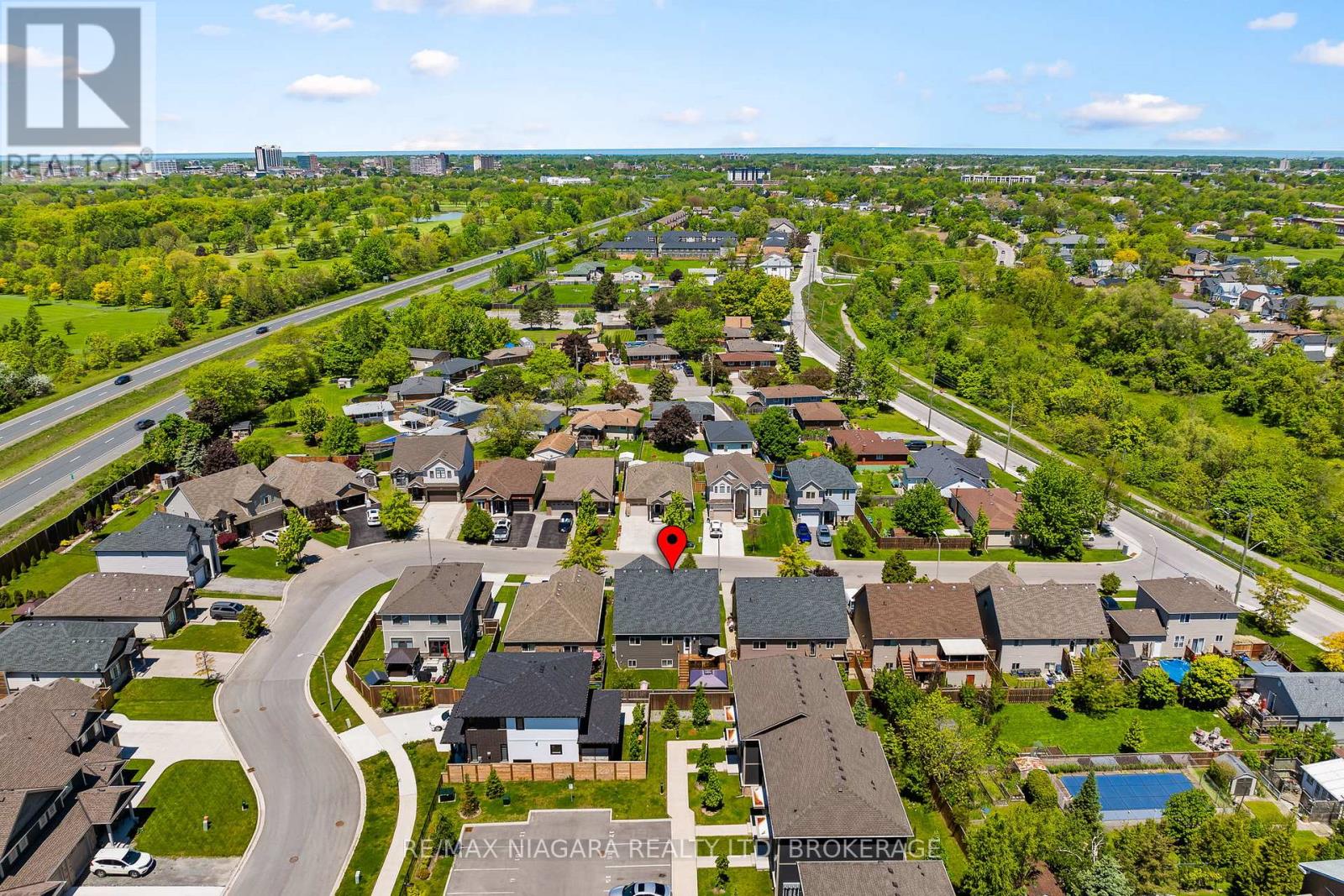 10 Corbin Street, St. Catharines, Ontario  L2P 0C3 - Photo 42 - X12195286