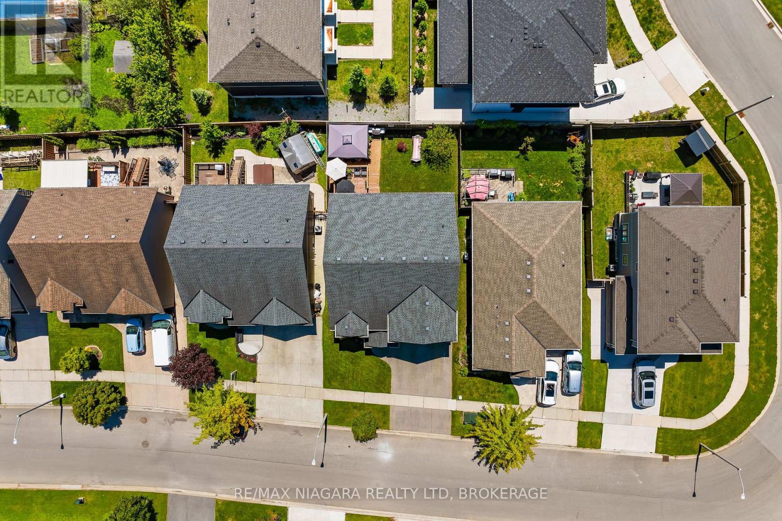 10 Corbin Street, St. Catharines, Ontario  L2P 0C3 - Photo 44 - X12195286