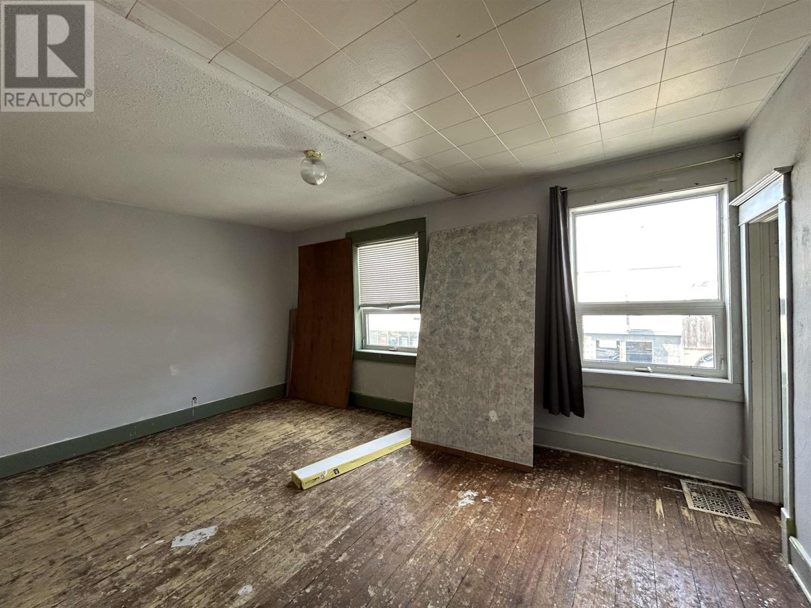 215 Scott St, Fort Frances, Ontario  P9A 1G8 - Photo 19 - TB251512