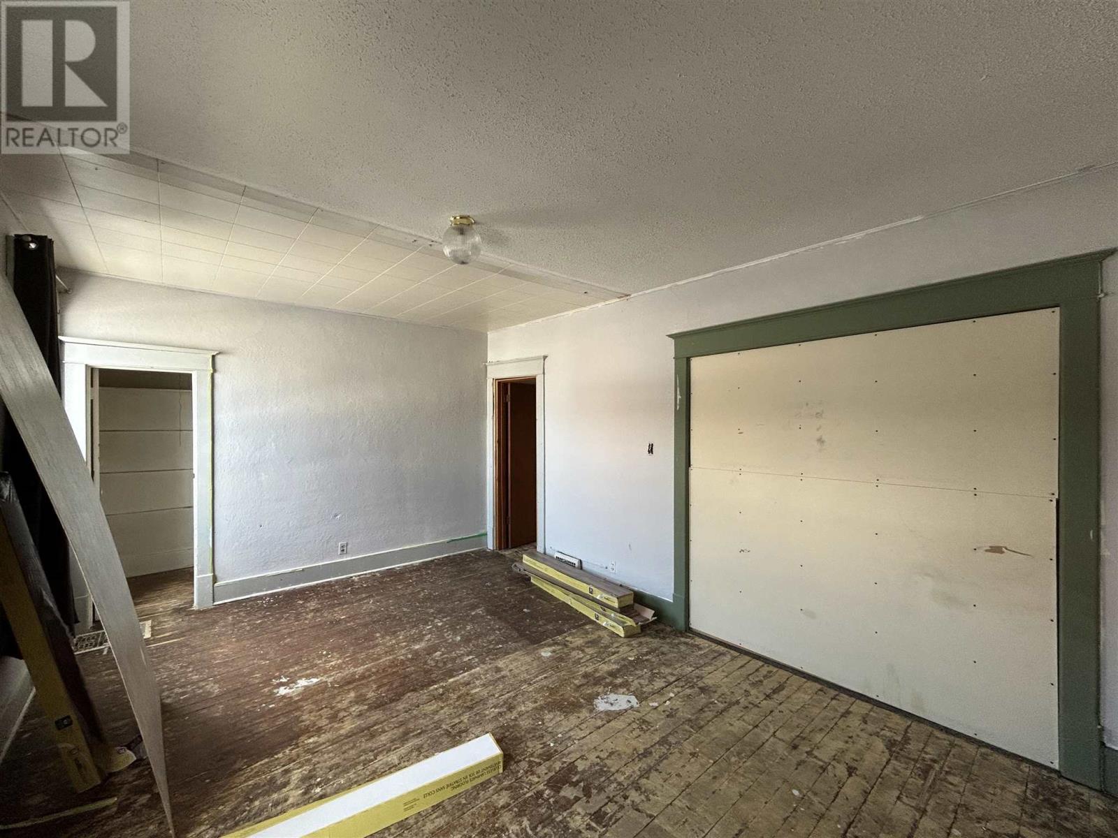 215 Scott St, Fort Frances, Ontario  P9A 1G8 - Photo 21 - TB251512