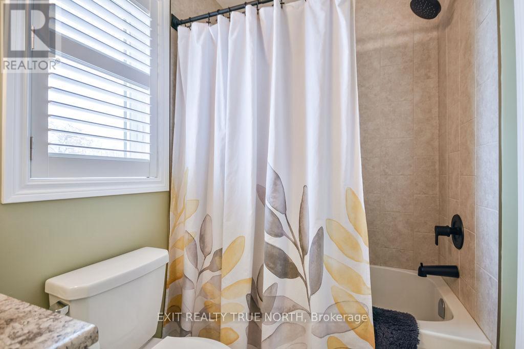 36 Hunter Avenue, Tay, Ontario  L0K 2A0 - Photo 19 - S12195221