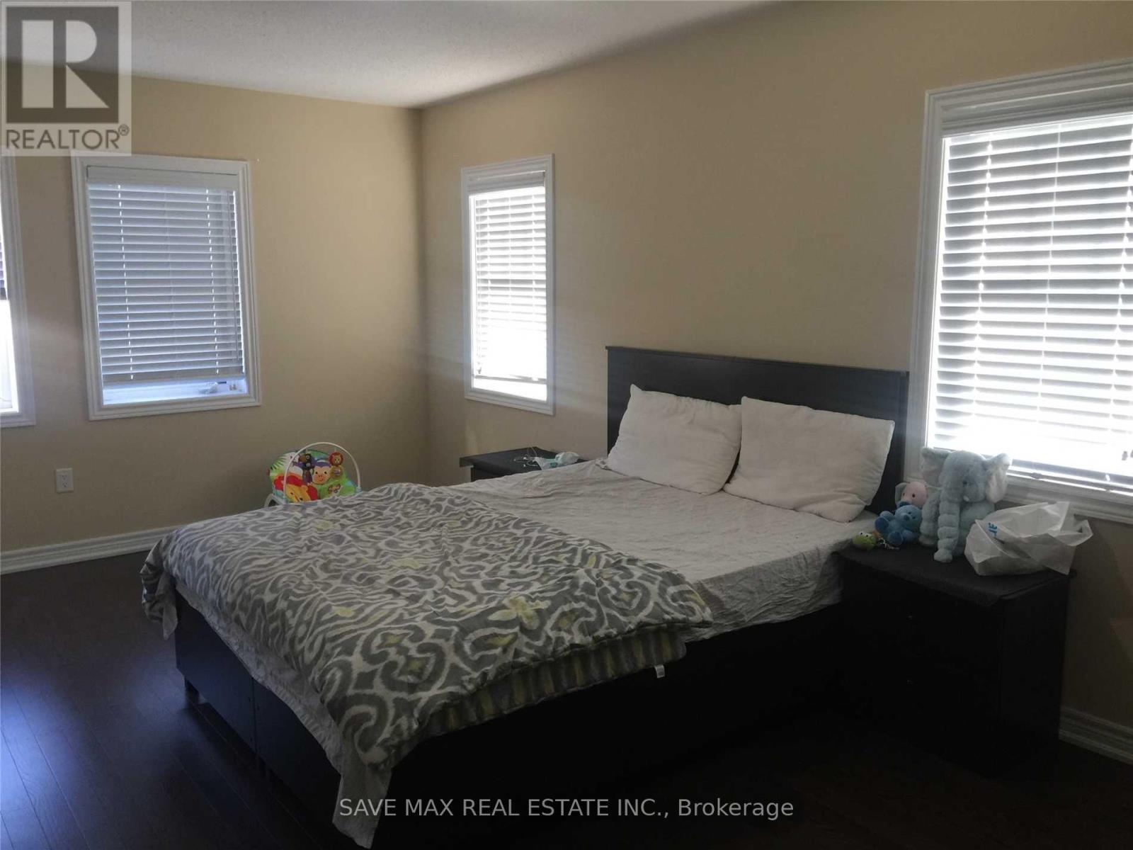 1 True Blue Crescent, Caledon (Bolton East), Ontario  L7E 4K6 - Photo 12 - W12195159