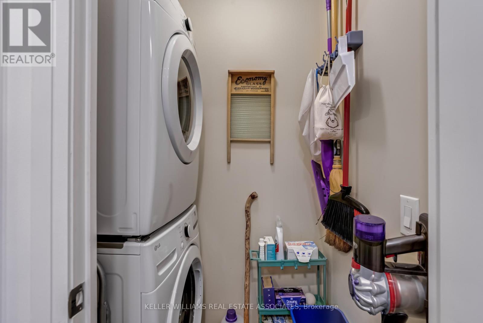 Lph09 - 1055 Southdown Road, Mississauga, Ontario  L5J 0A3 - Photo 28 - W12195165