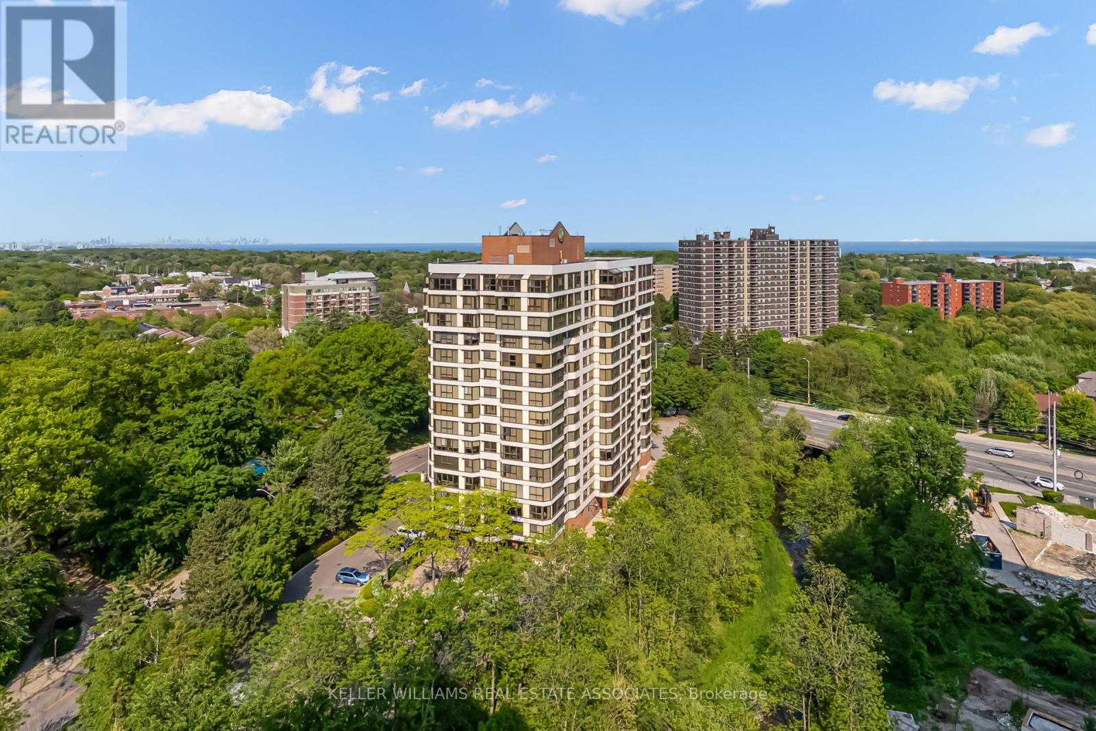 Lph09 - 1055 Southdown Road, Mississauga (Clarkson), Ontario  L5J 0A3 - Photo 31 - W12195165