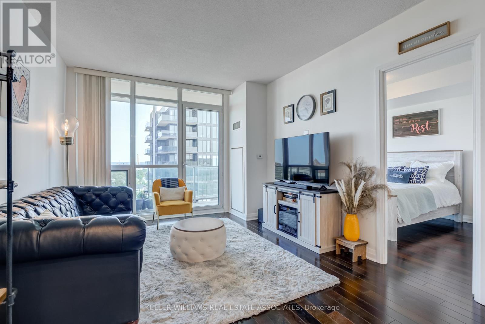 Lph09 - 1055 Southdown Road, Mississauga, Ontario  L5J 0A3 - Photo 6 - W12195165