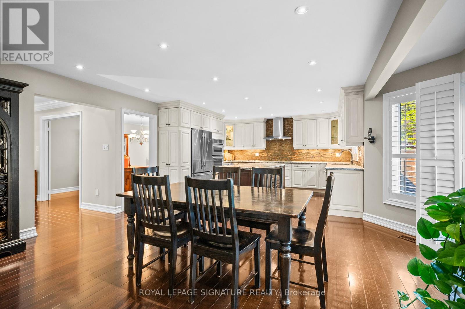2718 Quails Run, Mississauga, Ontario  L5M 5K3 - Photo 11 - W12195201