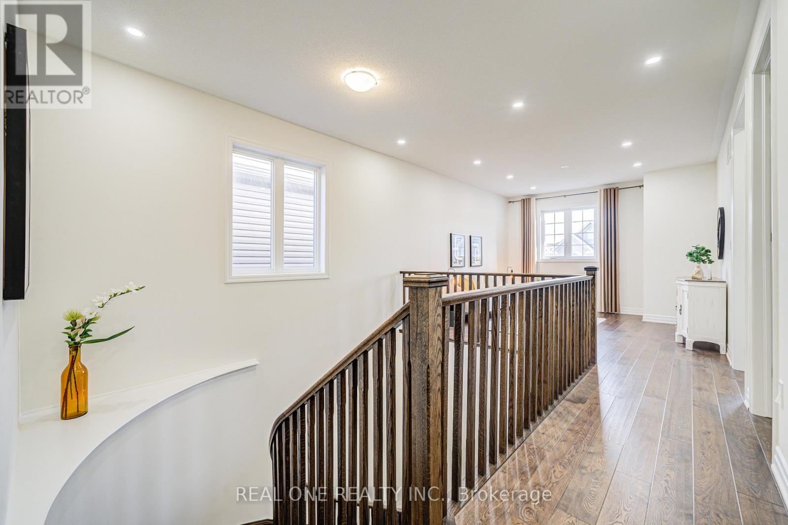 1249 Sweetfern Crescent, Milton, Ontario  L9E 1M1 - Photo 23 - W12195230