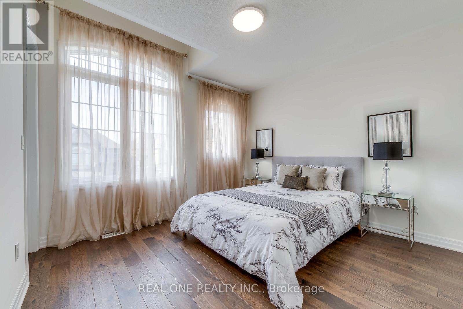 1249 Sweetfern Crescent, Milton, Ontario  L9E 1M1 - Photo 33 - W12195230